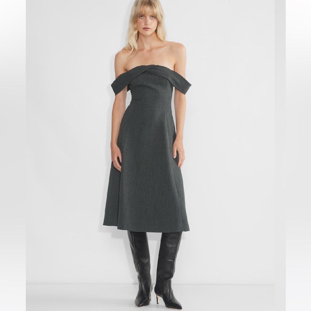 Aritzia Victoire dress
